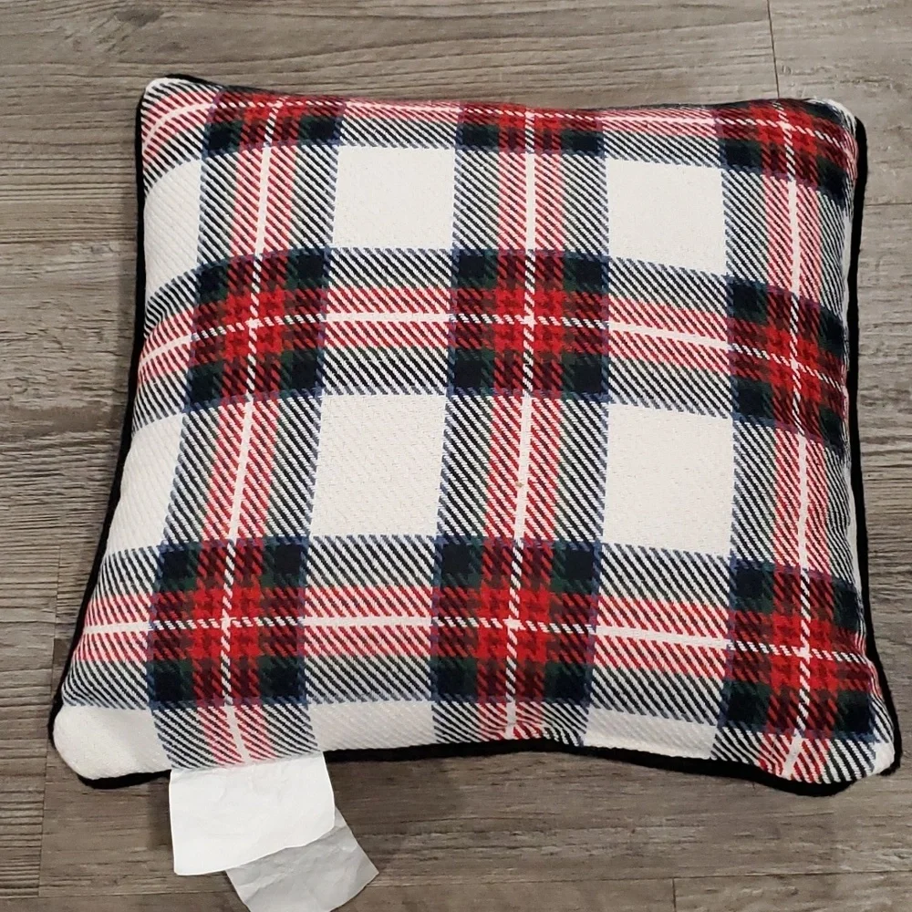 Set of 2 16x16 Farm Fresh Christmas Tree/Plaid Holiday Pillows